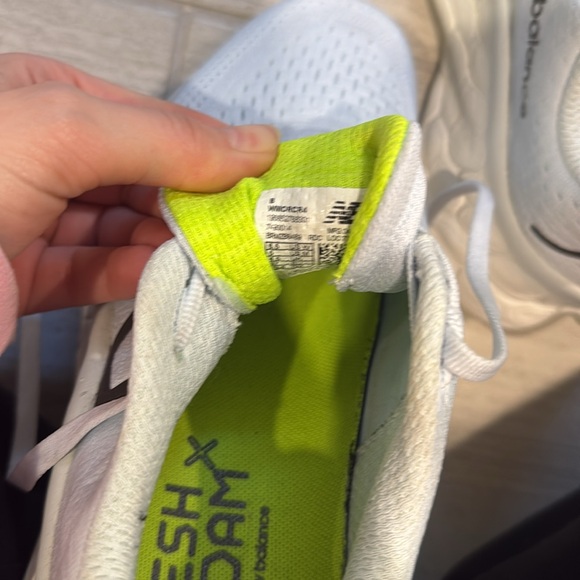 Womens New Balance Fresh Foam X More v4 - Picture 7 of 7